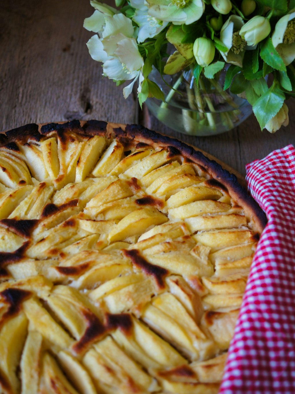 Probieren Sie doch mal dieses köstliche Apfelkuchen-Variante.