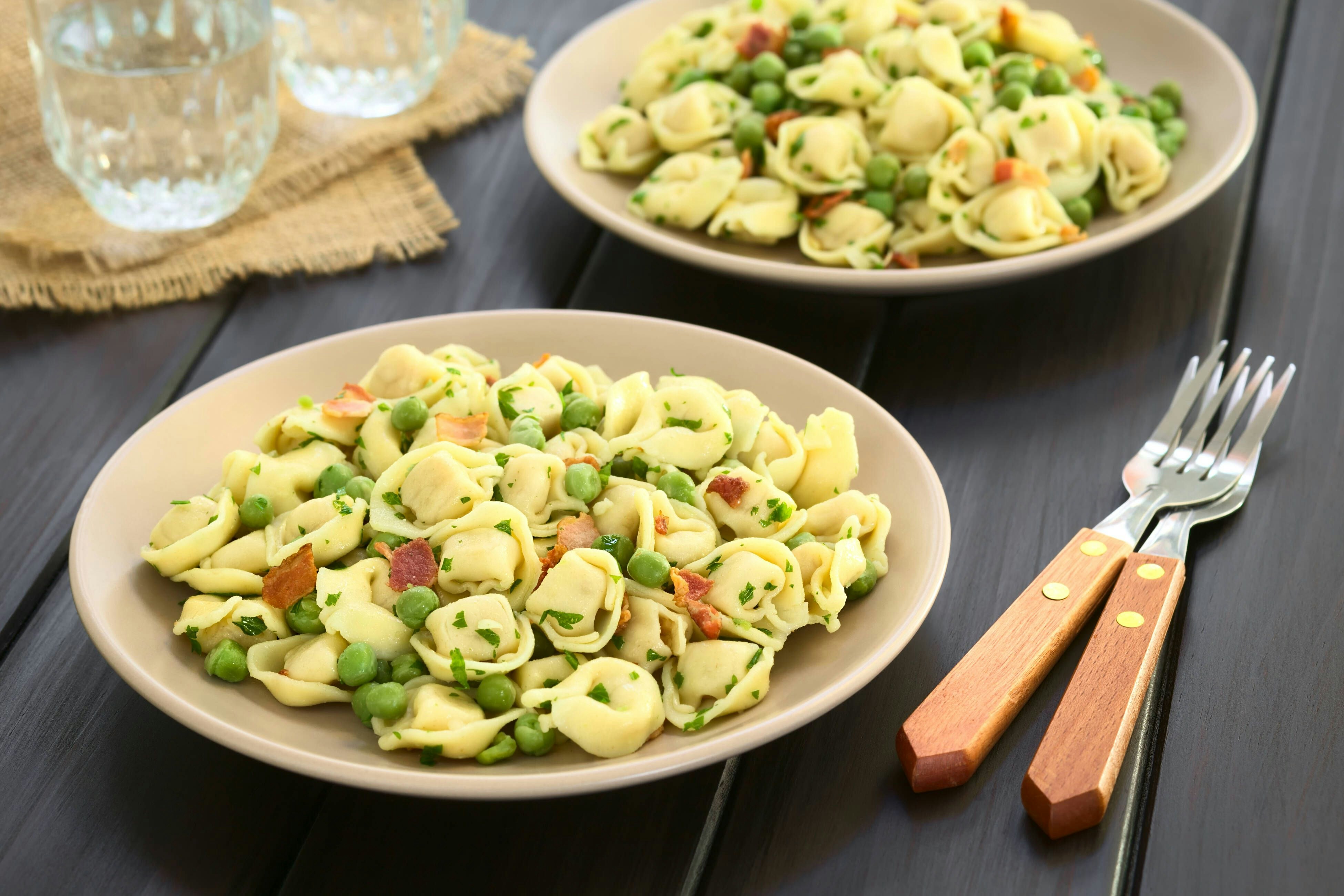 Dieses Rezept ist der Hammer! Genialer Tortellini-Salat mit Erbsen und ...