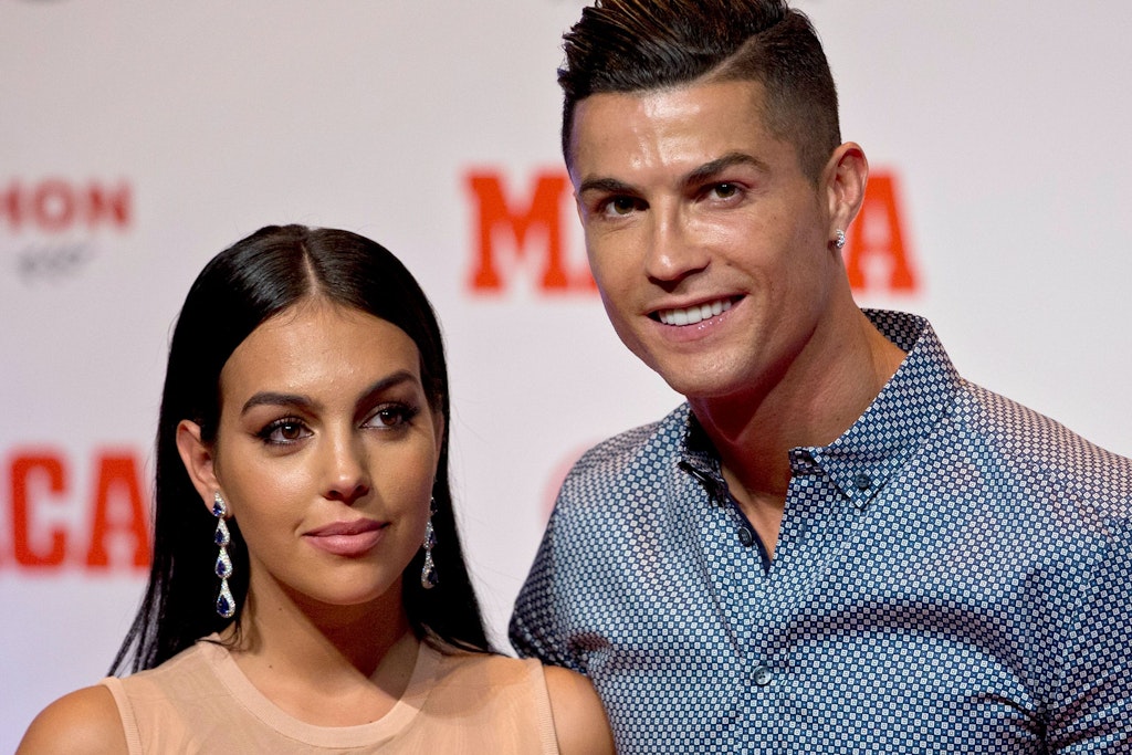 Georgina Rodriguez und Cristiano Ronaldo sind mit ihren Kindern nach Saudi-Arabien gezogen.