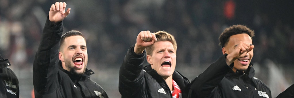 Power aus der Wuhlheide: Der 1. FC Union streckt der Liga – und vor allem den Bayern – die blanke Faust entgegen. 