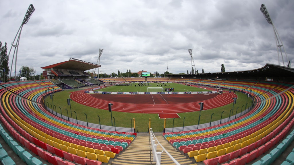 Das alte Stadion soll abgerissen werden, eine neues wird gebaut. 