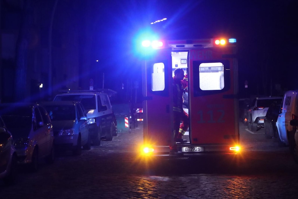 In Neukölln wurde ein Polizeibeamter bei einem Einsatz schwer verletzt.