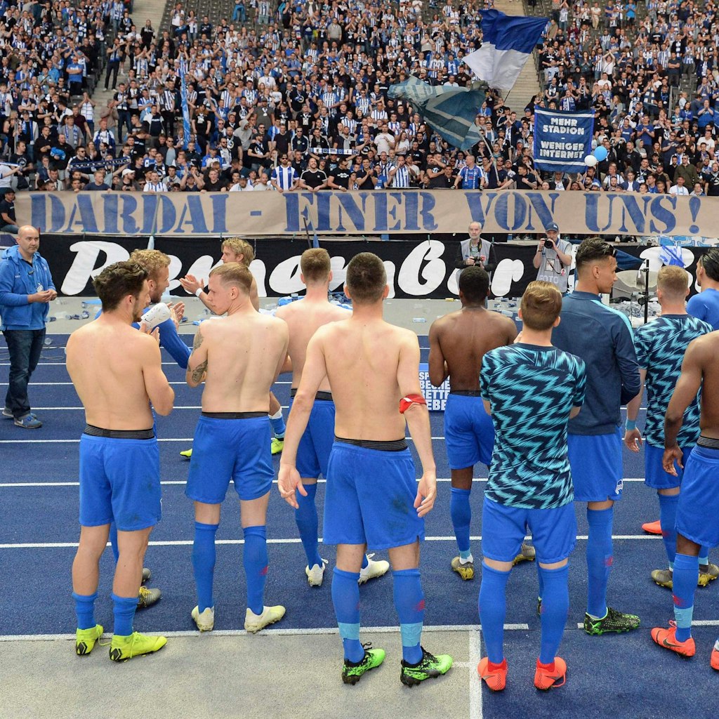 Die Fans von Hertha BSC mögen Liebling Pal Dardai. ER schrieb als Spieler und Trainer Geschichte im Klub.