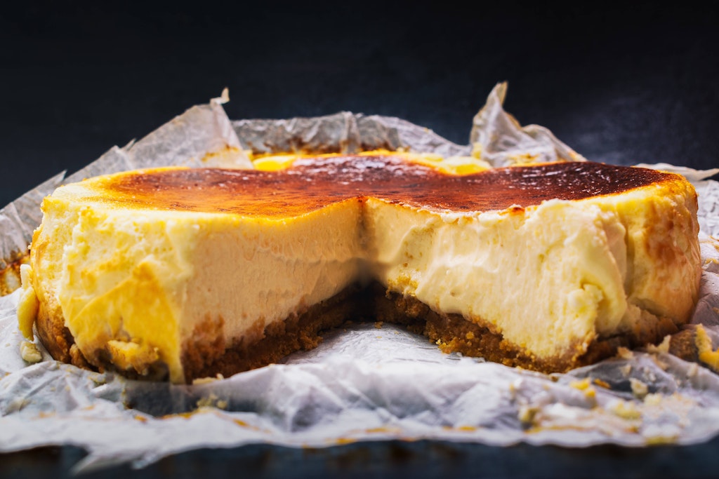Das Rezept für Käsekuchen ist ganz simpel und das Ergebnis extrem lecker.