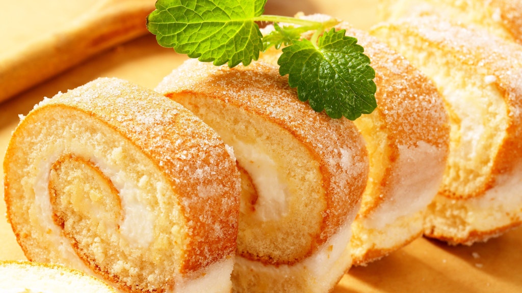 Die köstliche Biskuitrolle ist mit diesem Rezept schnell gemacht.