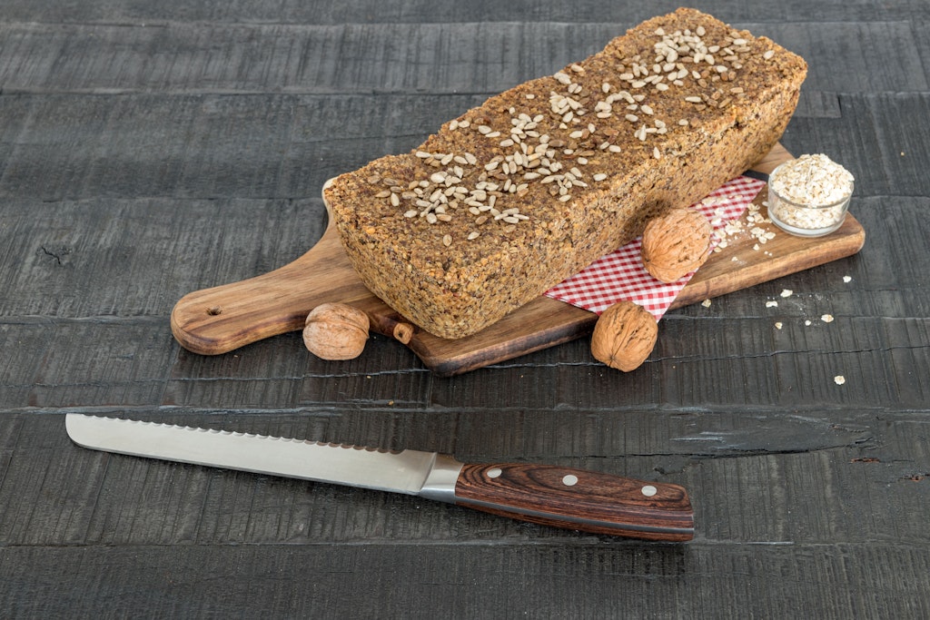 Das leckere Haferflocken-Brot ist laut Rezept voll guter Zutaten und deshalb so gesund.