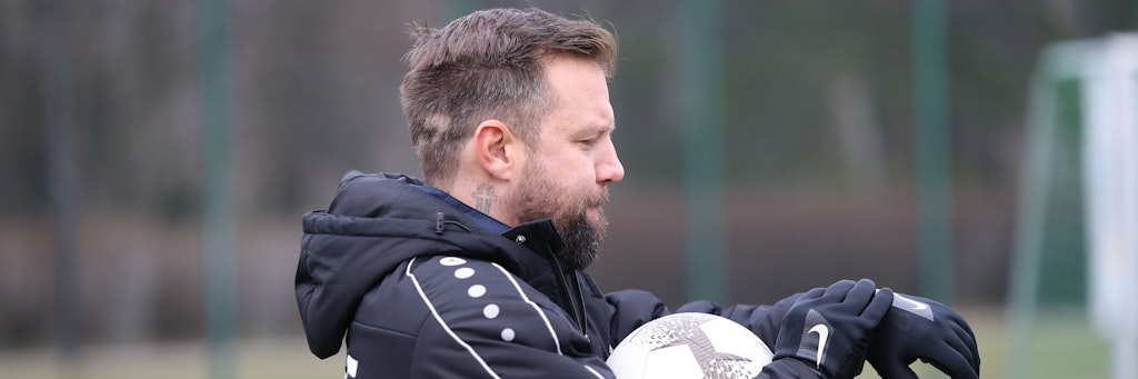 BFC-Trainer Heiner Backhaus weiß, was die Stunde geschlagen hat.