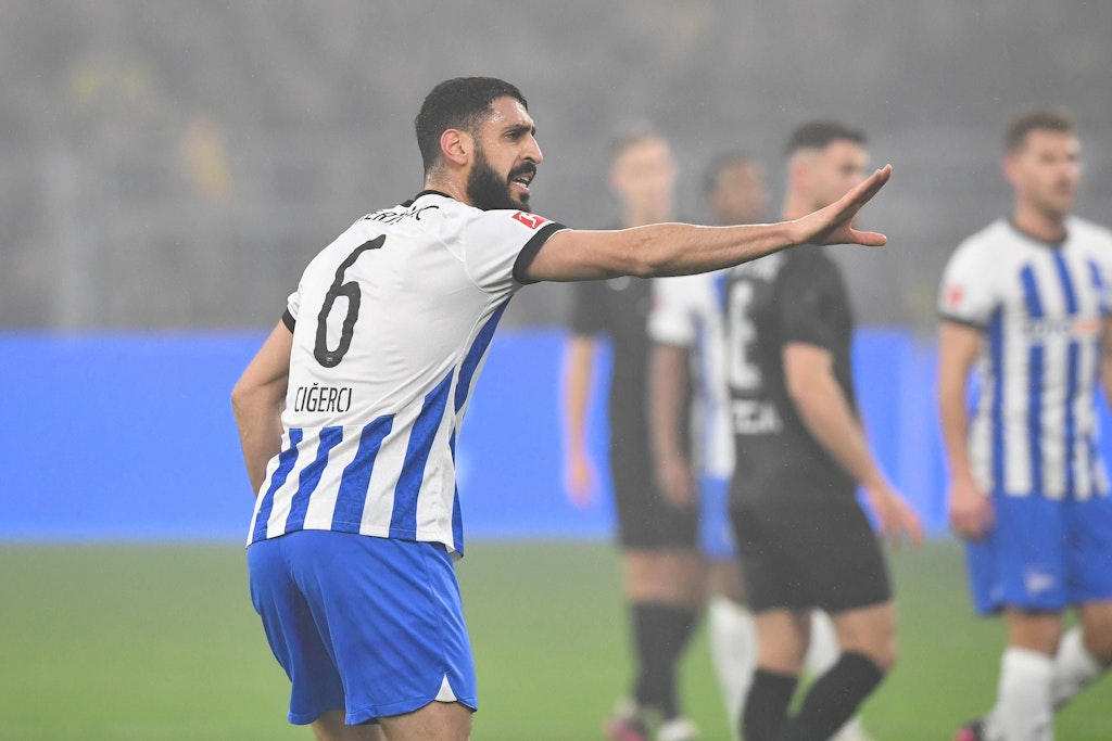 Dirigiert seine Mitspieler und sorgt für neue Kompaktheit: Tolga Cigerci (30) macht Hertha BSC besser. 