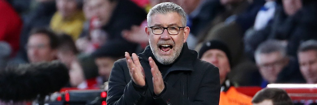 Urs Fischer, Trainer des 1. FC Union, versucht, am Tag vor seinem 57. Geburtstag sein Team im Spiel gegen Schalke 04 nach vorne zu treiben.