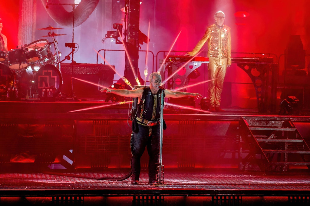 Historiker kritisiert Rammstein: Keinen Arsch in der Hose.
