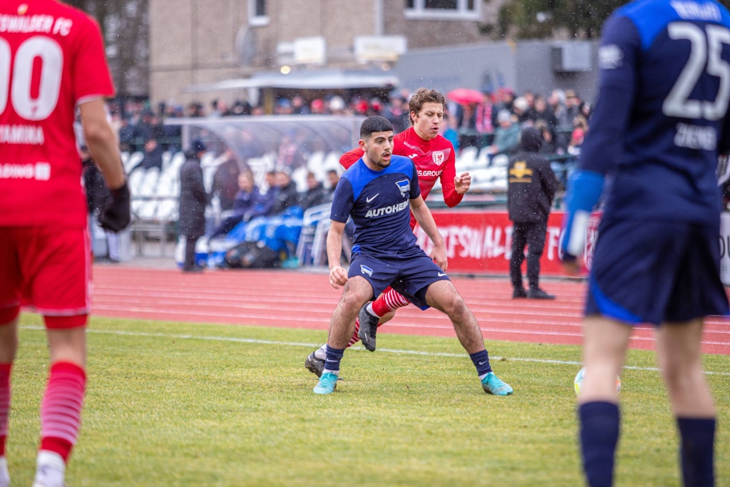 Teoman Gündüz (18) spielt bereits regelmäßig für die U23 von Hertha BSC in der Regionalliga Nordost.