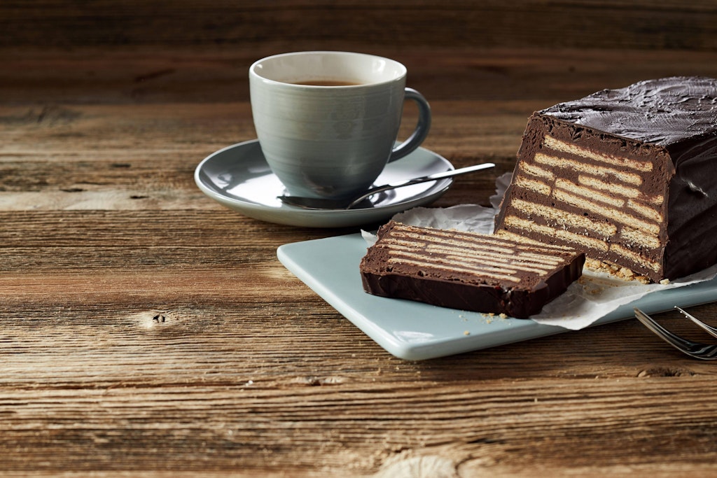 Einfach lecker: Mit unserem Rezept schmeckt der Kalte Hund wie bei Oma – einfach der beste Keks-Schoko-Kuchen.
