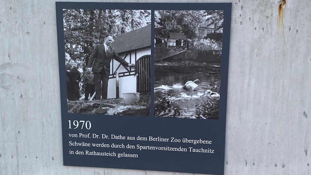Die Tafel im Tiergarten Thum (Sachsen), die Dathe zum Direktor des Berliner Zoos macht.