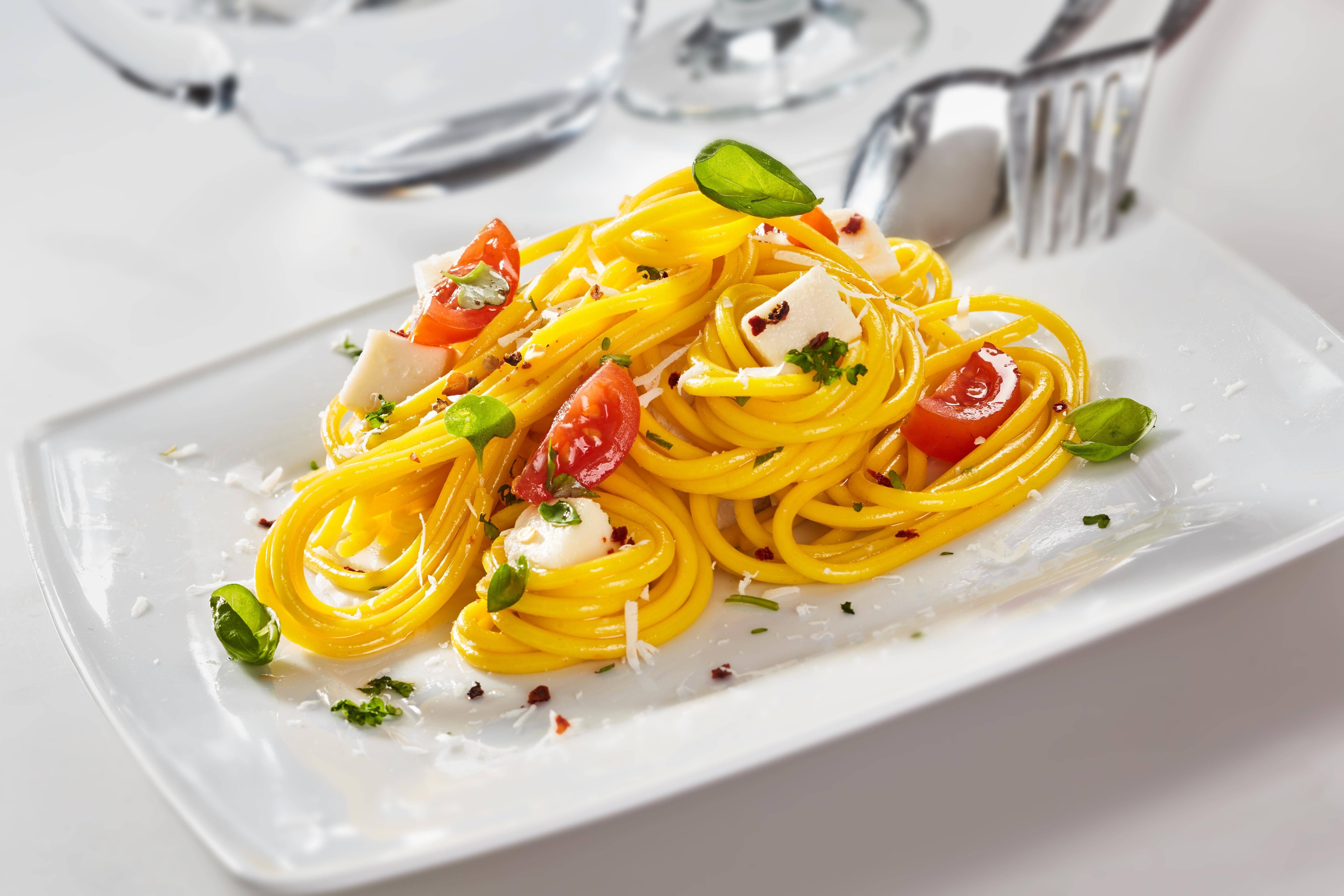 Turboschnelles Rezept Für Spaghetti Mit Feta Und Tomaten Aus Dem Ofen