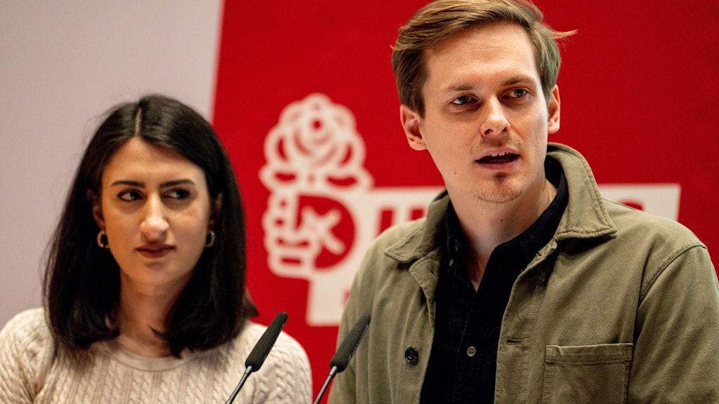 Die Berliner Juso-Vorsitzenden Sinem Tasam-Funke und Peter Maaß.