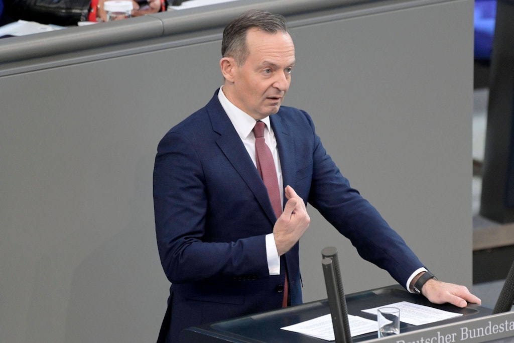Verkehrsminister Volker Wissing wird einmal mehr von Klimaaktivisten kritisiert.