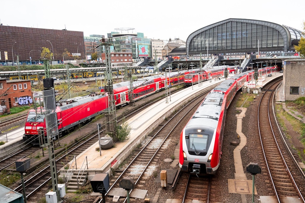 Das 49-Euro-Ticket kommt: Am 3. April beginnt der Verkauf des bundesweiten Tickets für den Nahverkehr.