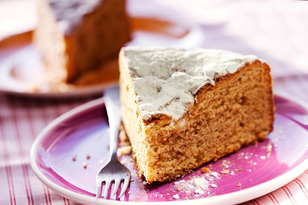 Der Apfelkuchen mit Zimt und Nuss ist schnell gemacht und super-lecker.