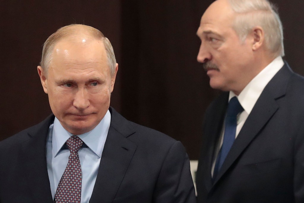 Kremlchef Wladimir Putin (l.) und der Machthaber von Belarus, Alexander Lukaschenko, beschlossen den Atom-Deal.