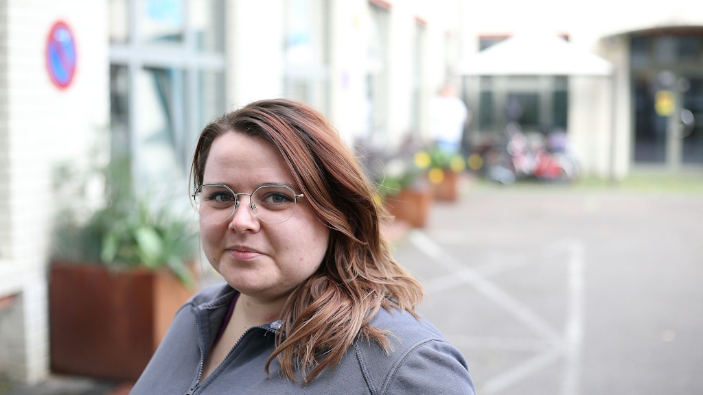 Angestellte Josephine Tornow (29) aus Bernau umging den Mega-Streik, in dem sie mit einer Auto-Fahrgemeinschaft nach Berlin zur Arbeit kam. „Der Streik ist wichtig, das erhöht den Druck auf die Verhandlungen“, sagt sie.