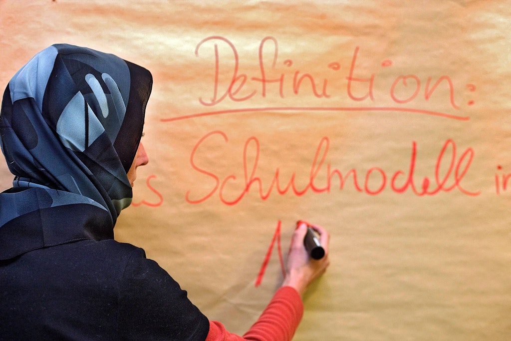 In Berlin ist Lehrerinnen das Tragen von Kopftüchern ab sofort erlaubt.