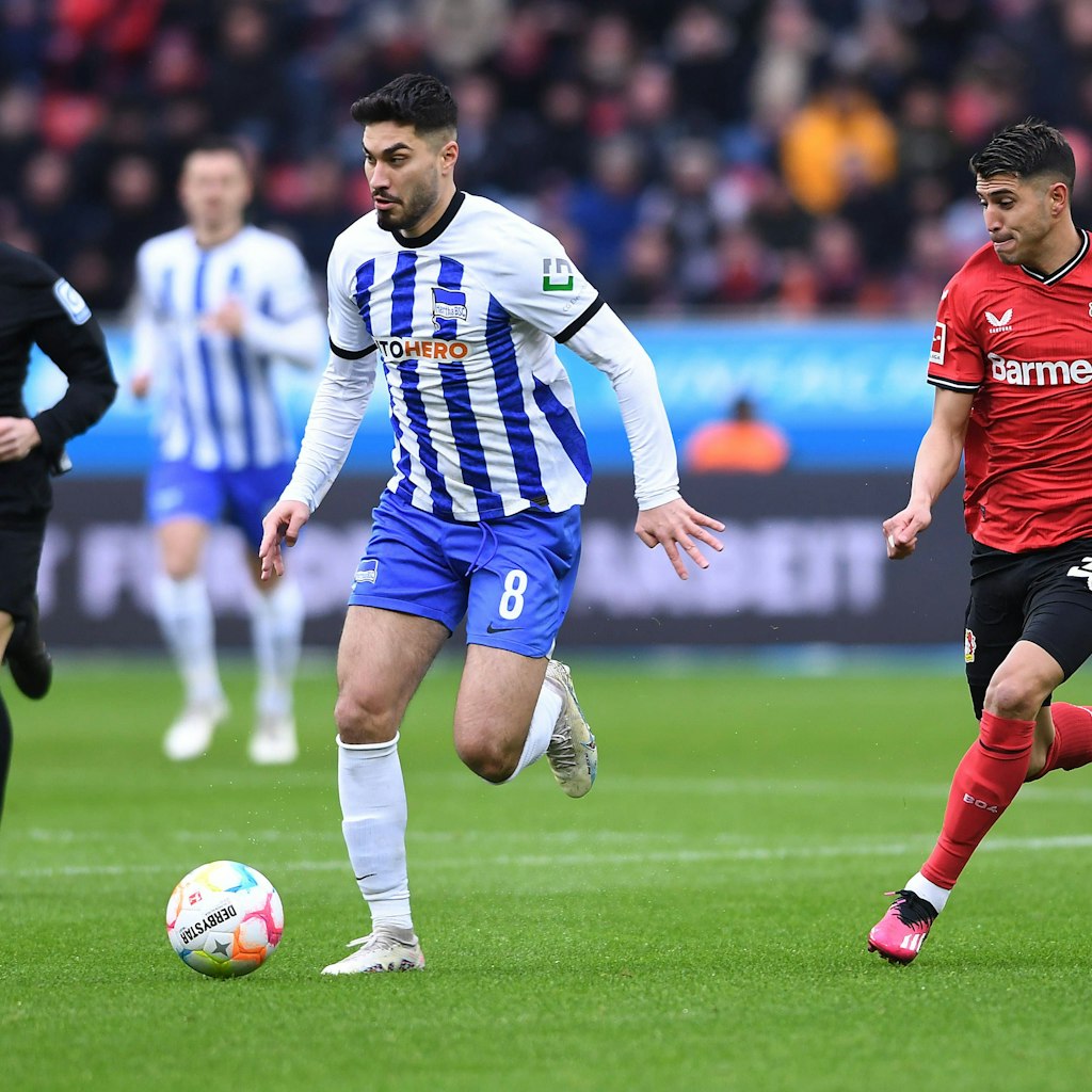 Mittelfeldspieler Suat Serdar spielt seit Sommer 2021 bei Hertha BSC. 