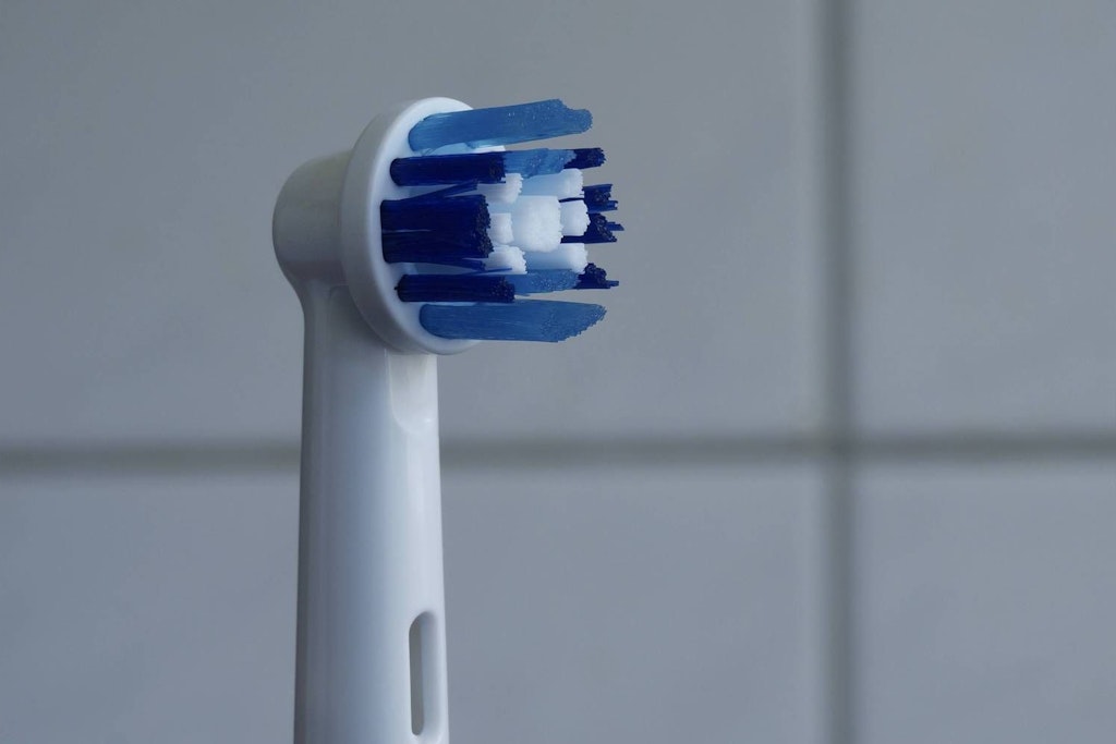 Eine elektrische Zahnbürste. (Symbolfoto)