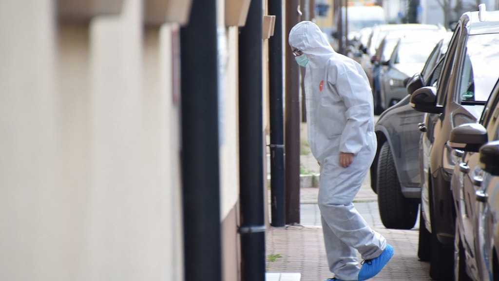 Im baden-württembergischen Hockenheim (Rhein-Neckar-Kreis) sind am Ostersonntag zwei Geschwister tot in einer Wohnung entdeckt worden.