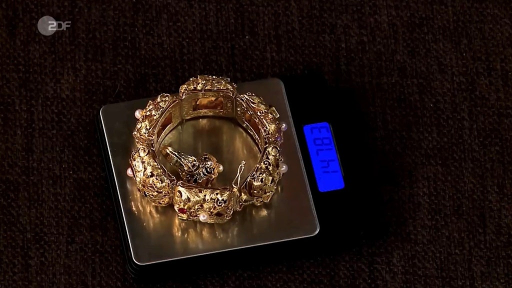 147 Gramm wiegt der Goldschmuck bei „Bares für Rares“.