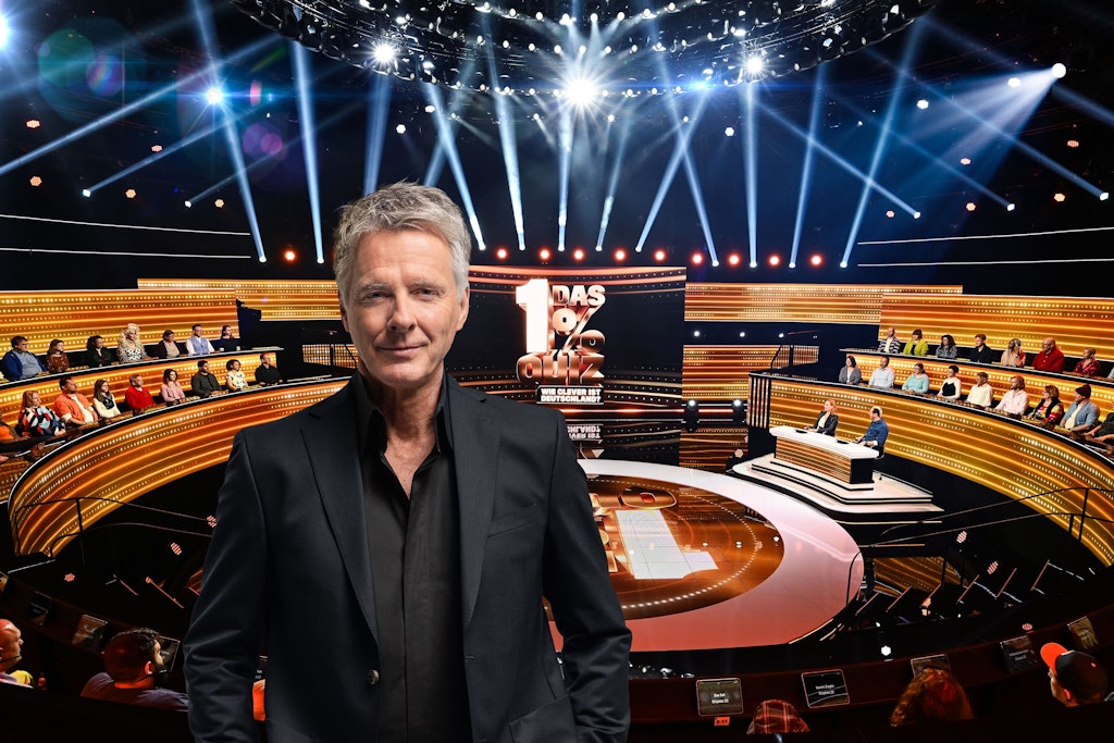 Jörg Pilawa moderiert das „1 % Quiz“, das momentan jeden Mittwoch bei Sat.1 läuft.