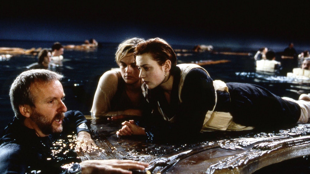 Kate Winslet, Leonardo DiCaprio und Regisseur James Cameron beim Dreh zum Film „Titanic“