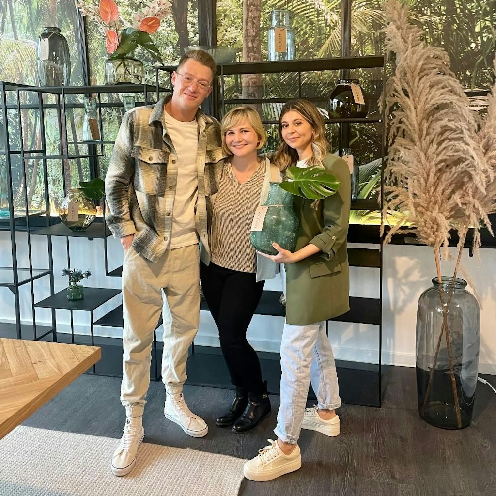 Berliner KURIER-Redakteurin Julia sprach mit Vincent und Lisa beim Vasen-Launch.