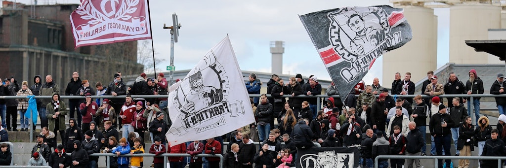 Ein Bild, das sich am Sonntag erst nach 15 Minuten ergeben wird: voll besetzte Ränge im Sportforum. Die BFC-Fans planen einen Stimmungsboykott.