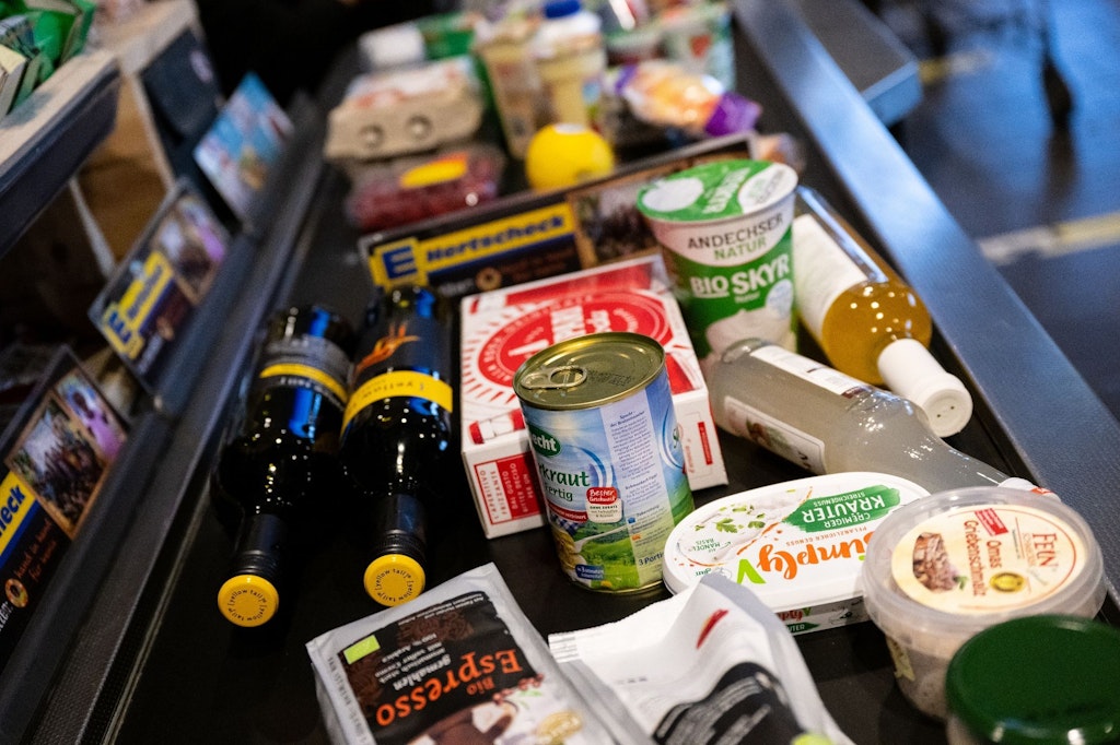 Im März fielen die höheren Preise für Nahrungsmittel erneut besonders ins Gewicht.