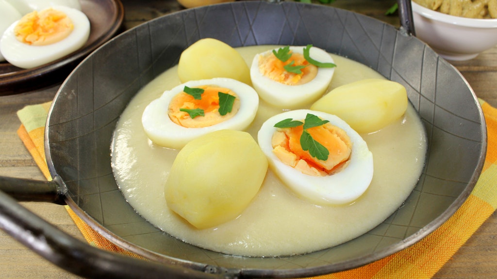 Senfeier sind ganz schnell gemacht und schmecken wirklich jedem.