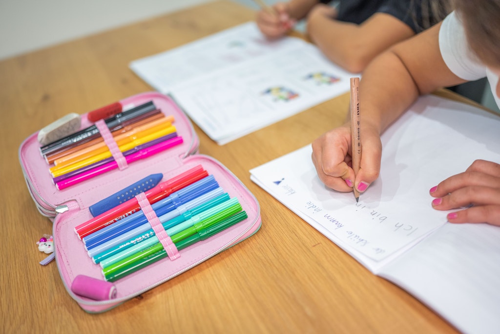 In einer Grundschule in Rheinland-Pfalz müssen 40 Kinder die erste Klasse wiederholen.