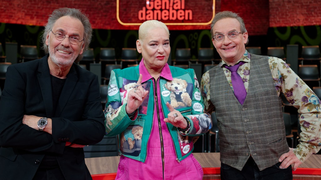 Gehören zum festen Team der Neuauflage von „Genial daneben“: Moderator Hugo Egon Balder, Hella von Sinnen und Wigald Boning.