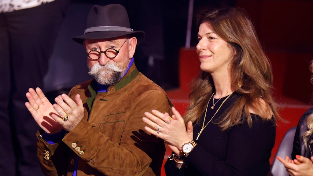 „Bares für Rares“-Star Horst Lichter zeigte sich im April mit seiner Ehefrau Nada im neuen Look.