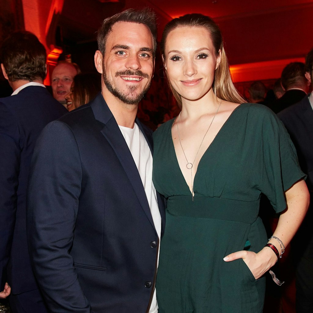 Privat ist Marc Barthel mit Ex-Bachelorette Anna Hofbauer verheiratet.