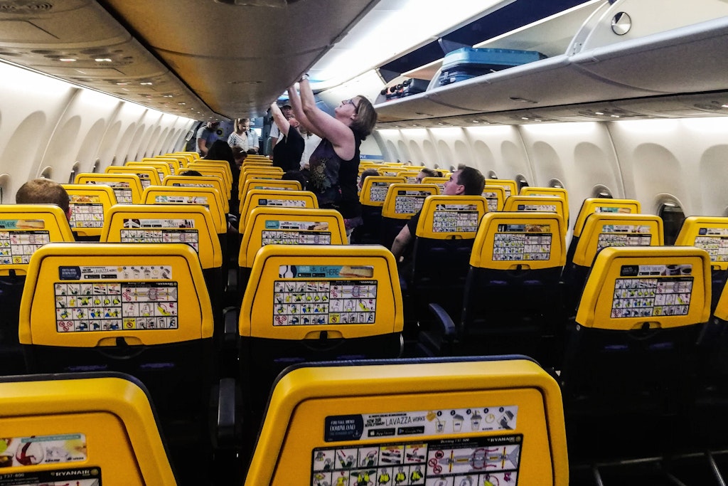 Im Inneren einer Boeing 737 der irischen Airline Ryanair