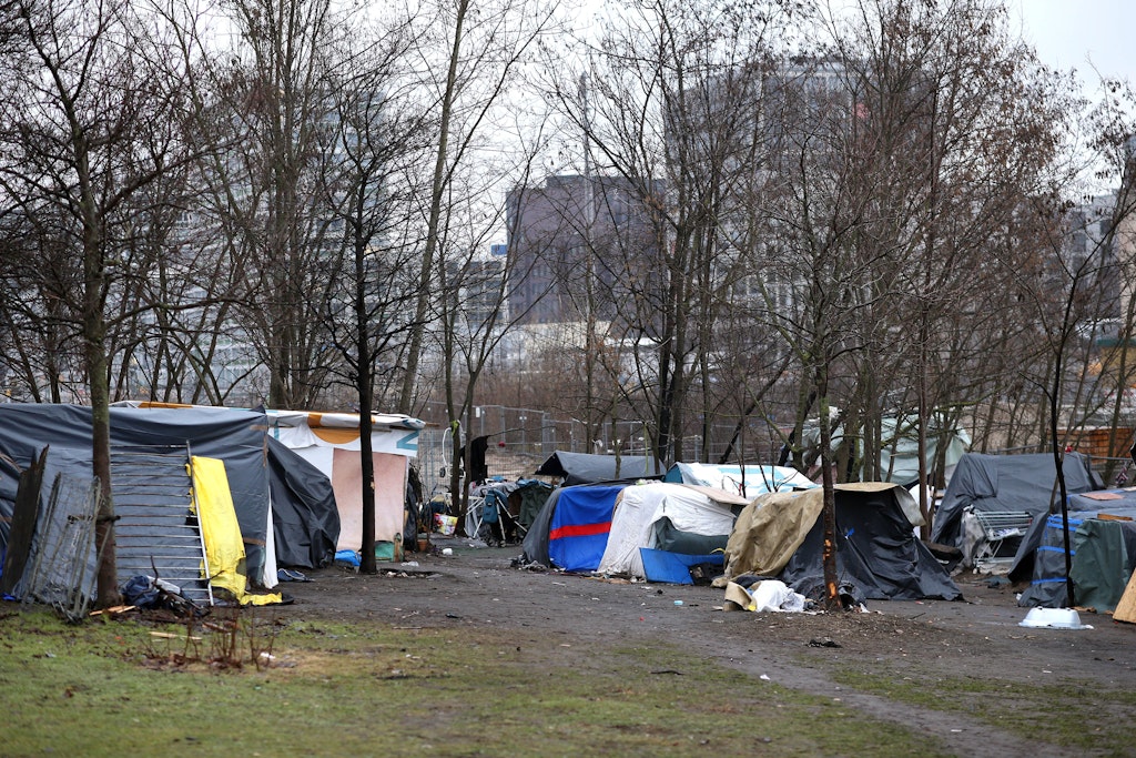 Obdachlosencamp gegenüber dem Hauptbahnhof. Nach Jahren haben die Menschen, die hier lebten, nun eine andere Bleibe gefunden.