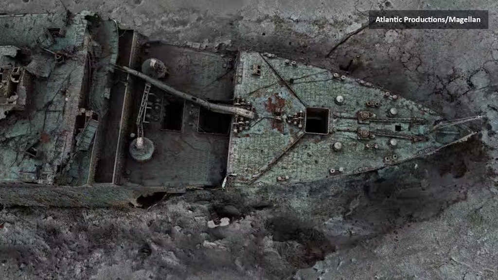Die Aufnahme zeigt das Wrack der Titanic von oben.
