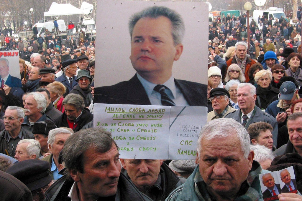 Beerdigung von Slobodan Milošević 2006 in Belgrad. In Moskau soll nun ein Denkmal für den Kriegsverbrecher aufgestellt werden. 
