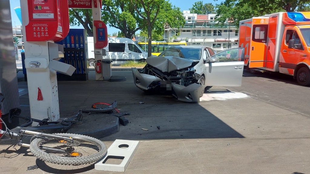 Unfallort in der Fritz-Erler-Allee.