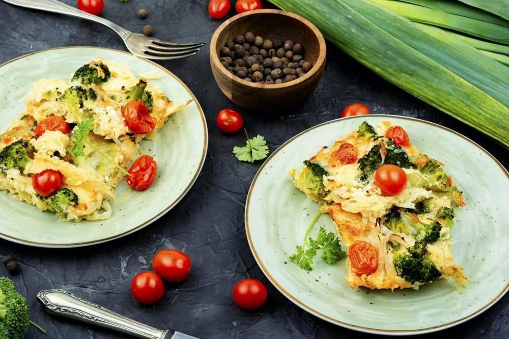 Das Low-Carb-Rezept für einen köstlichen Hähnchen-Brokkoli-Auflauf ...