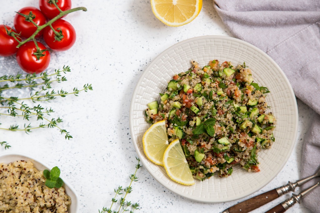 Genialer SattmacherSalat mit Quinoa Super lecker, super satt