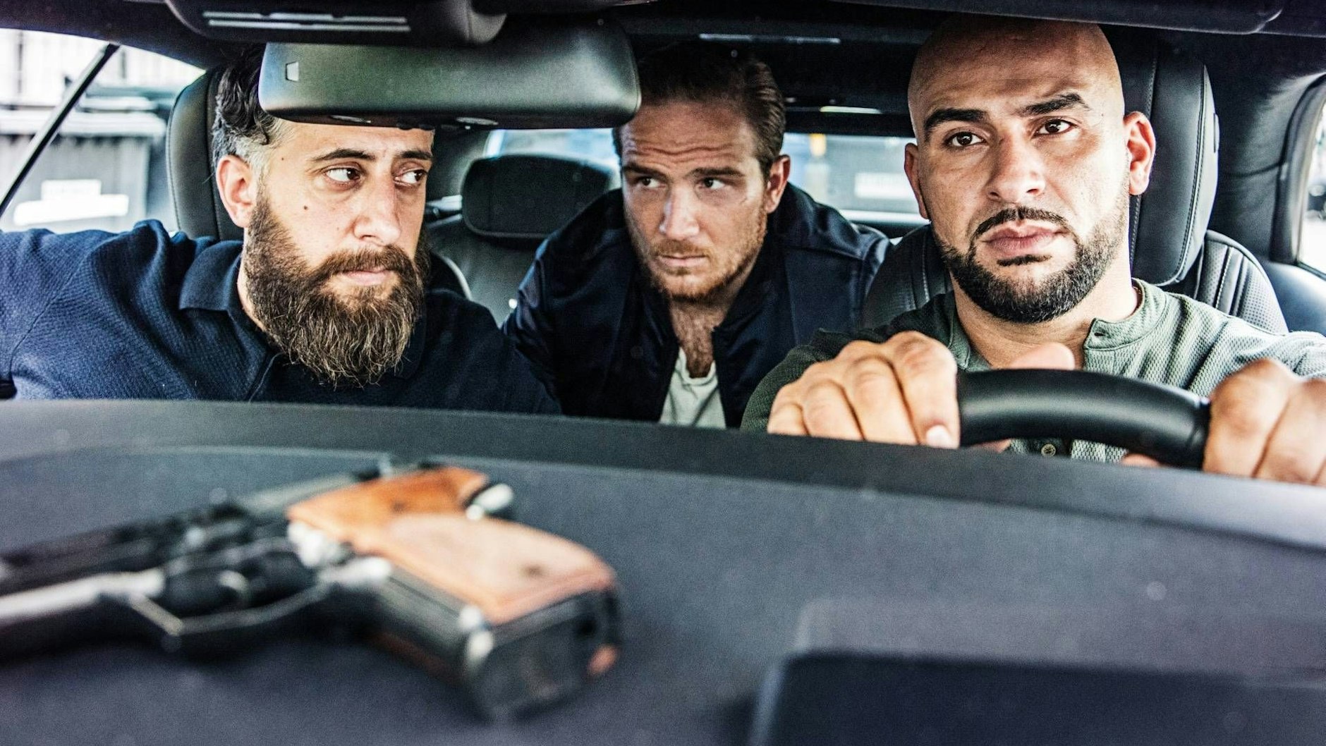 In der Serie „4 Blocks“ ließ sich Kida Khodr Ramadan (l.) fahren.