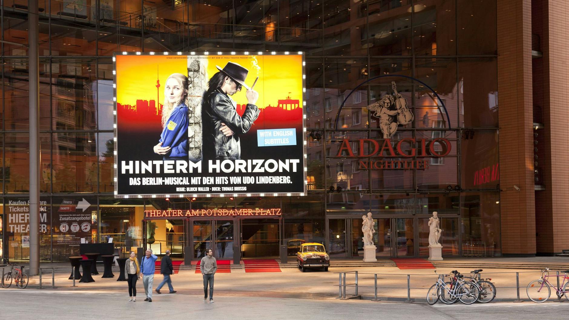 Das Theater am Potsdamer Platz war früher die Heimat des Musicals Hinterm Horizont.