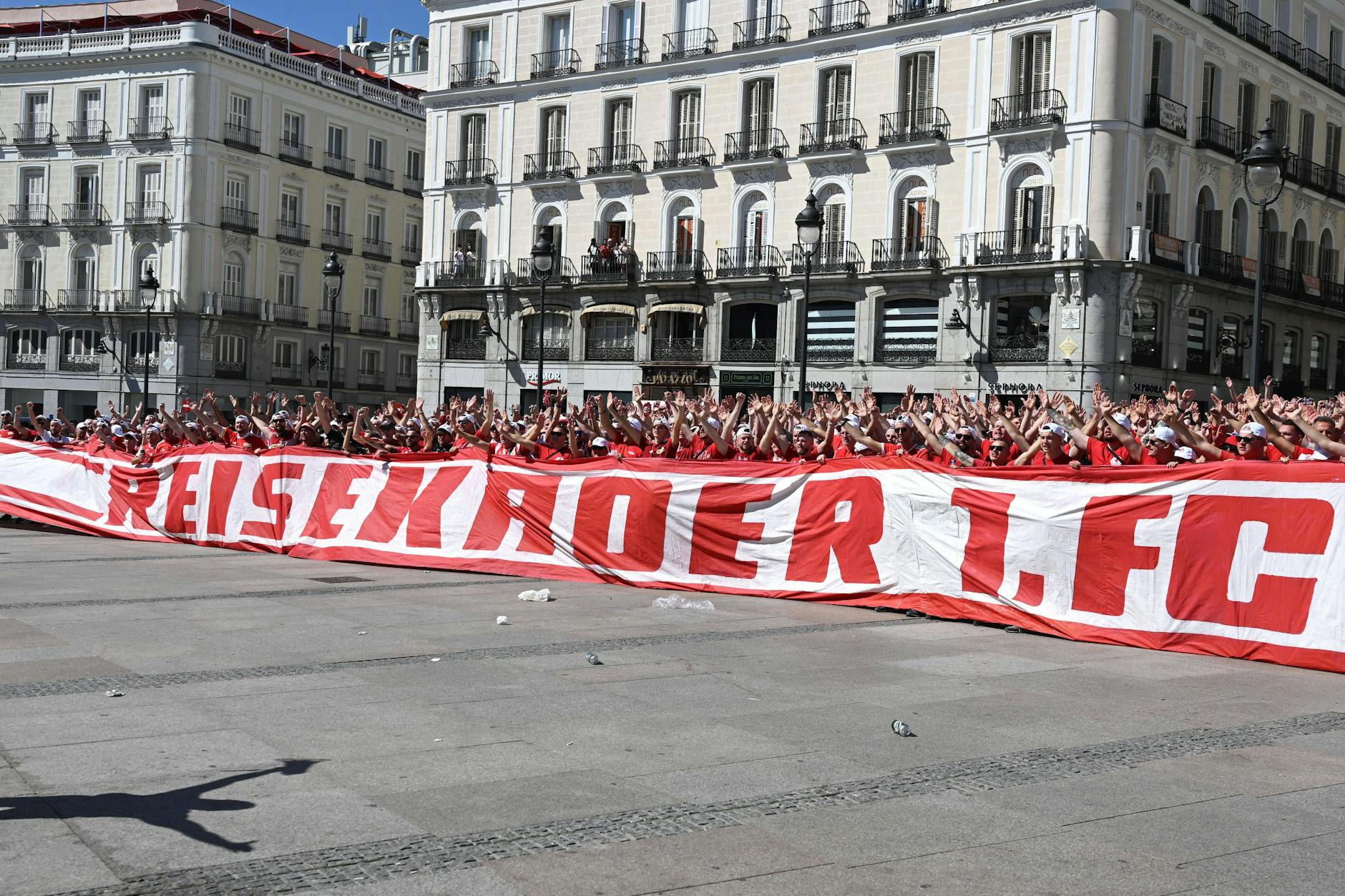 Eiserne Reisefreude: Mehr als 4000 Fans des 1. FC Union waren im September 2023 beim Champions-League-Spiel bei Real Madrid dabei.