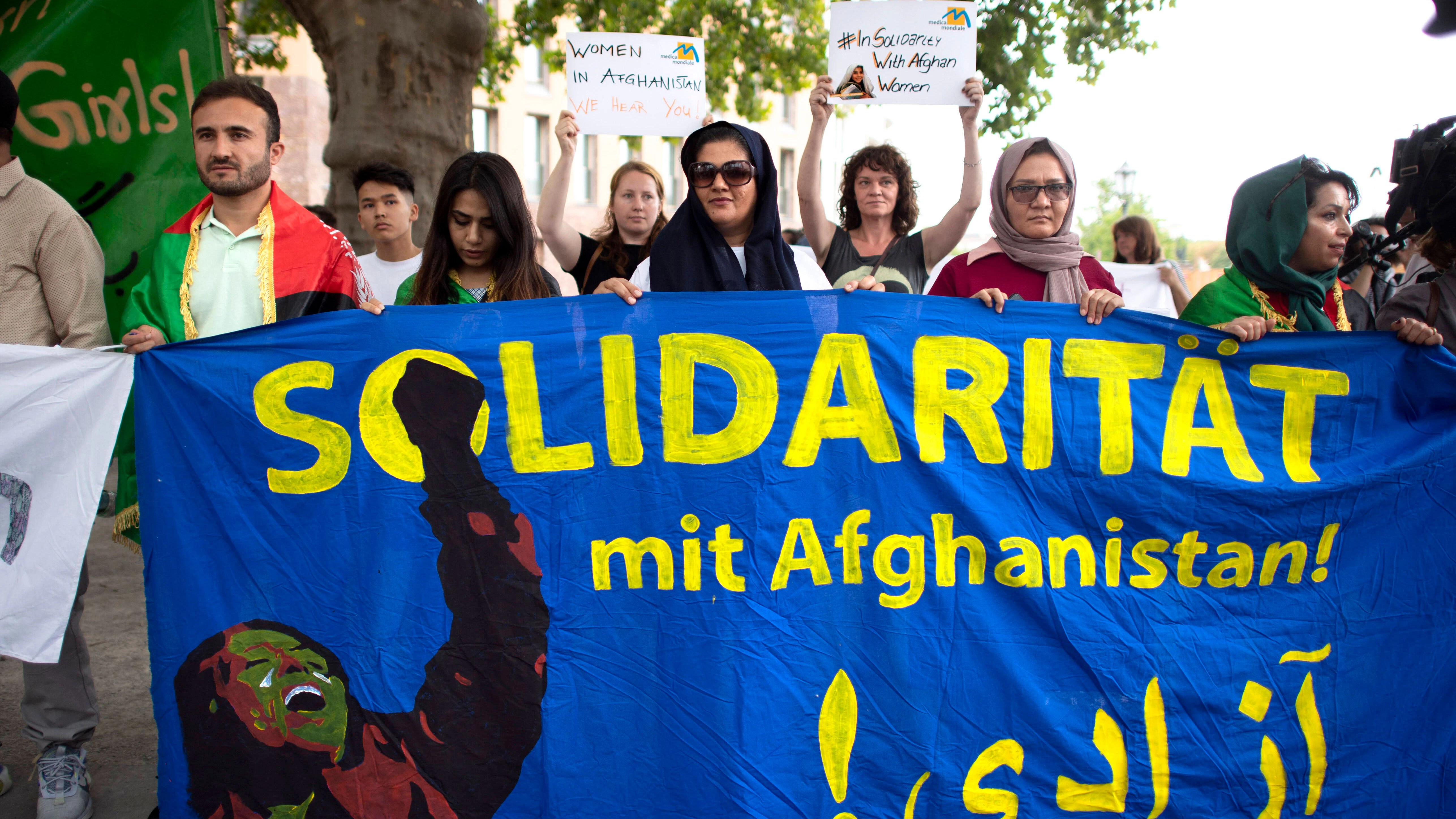 Demonstration in Berlin für afghanische Ortskräfte.